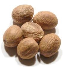 nutmeg, whole-1